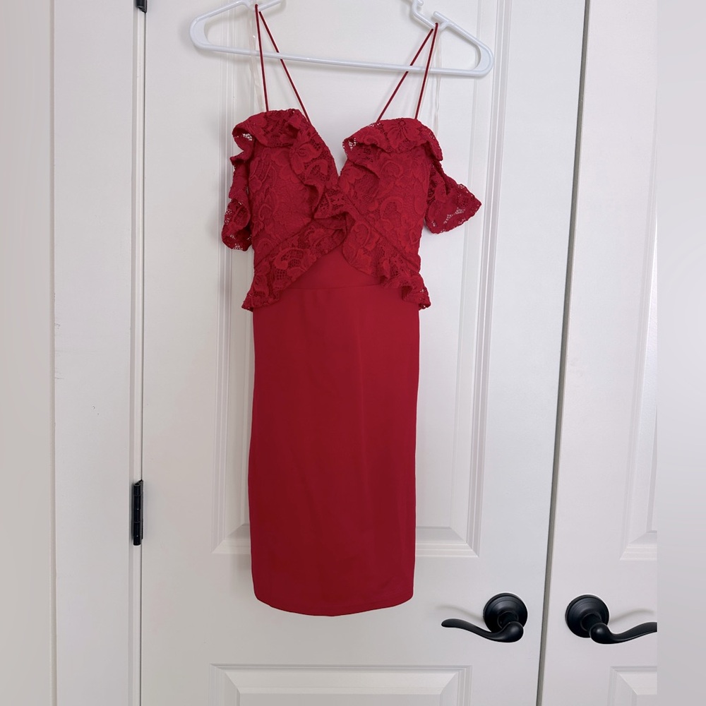 Fashion Nova NWOT Red Lace Ruffle Dress Size XS